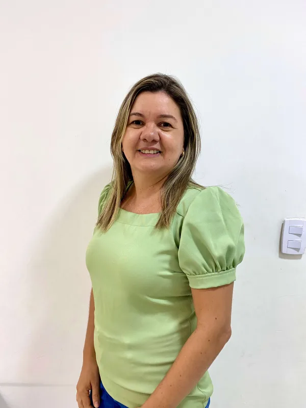 Foto de Alessandra Sales do Nascimento, Psicóloga da Unidade Arco-Íris