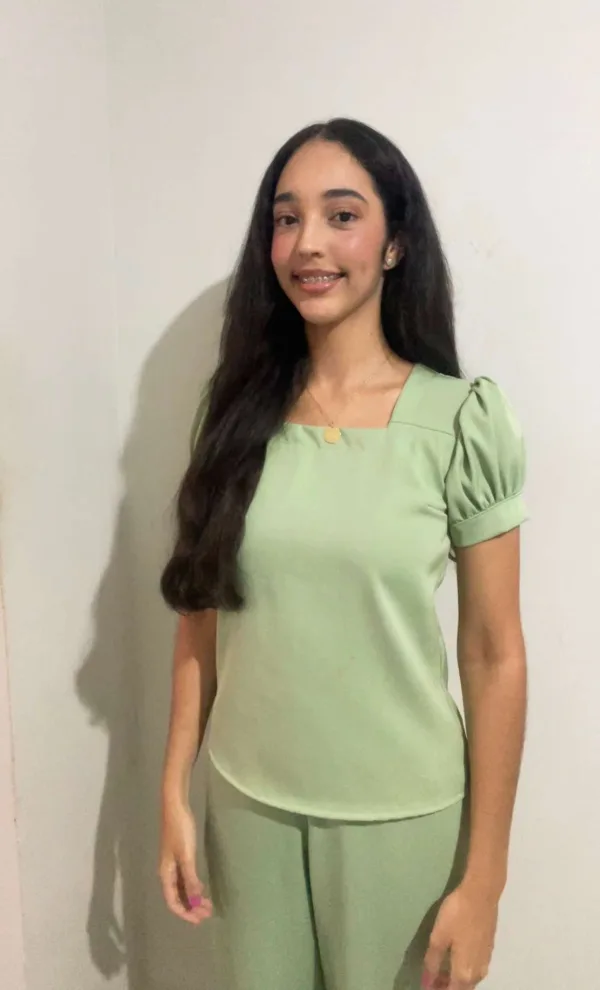 Foto de Larissa Félix Rosas de Vasconcelos, Assistente terapêutico da Unidade Aquarela