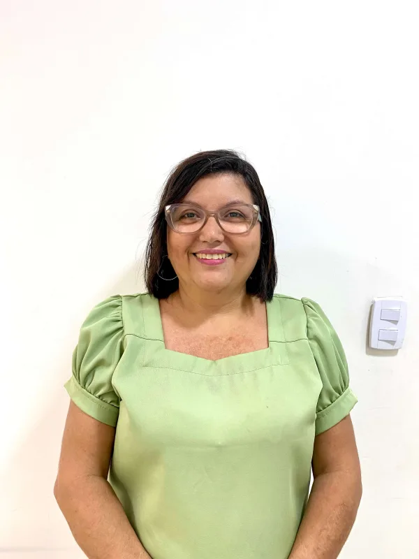 Foto de Luciana de Souza Sobrinho, Psicopedagoga da Unidade Arco-Íris